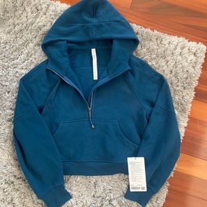 SOLD Scuba oversized 1/2 zip hoodie blue borealis xs/s